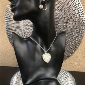 .925ss plus yellow man made stone.